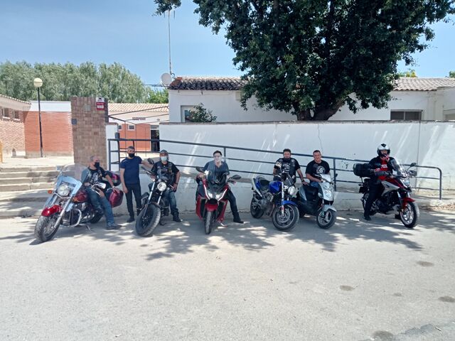 Grandes Los Chipirones !!! Siempre cerca de nosotros y nosotros muy agradecidos siempre por visitarnos!!!!!✌️