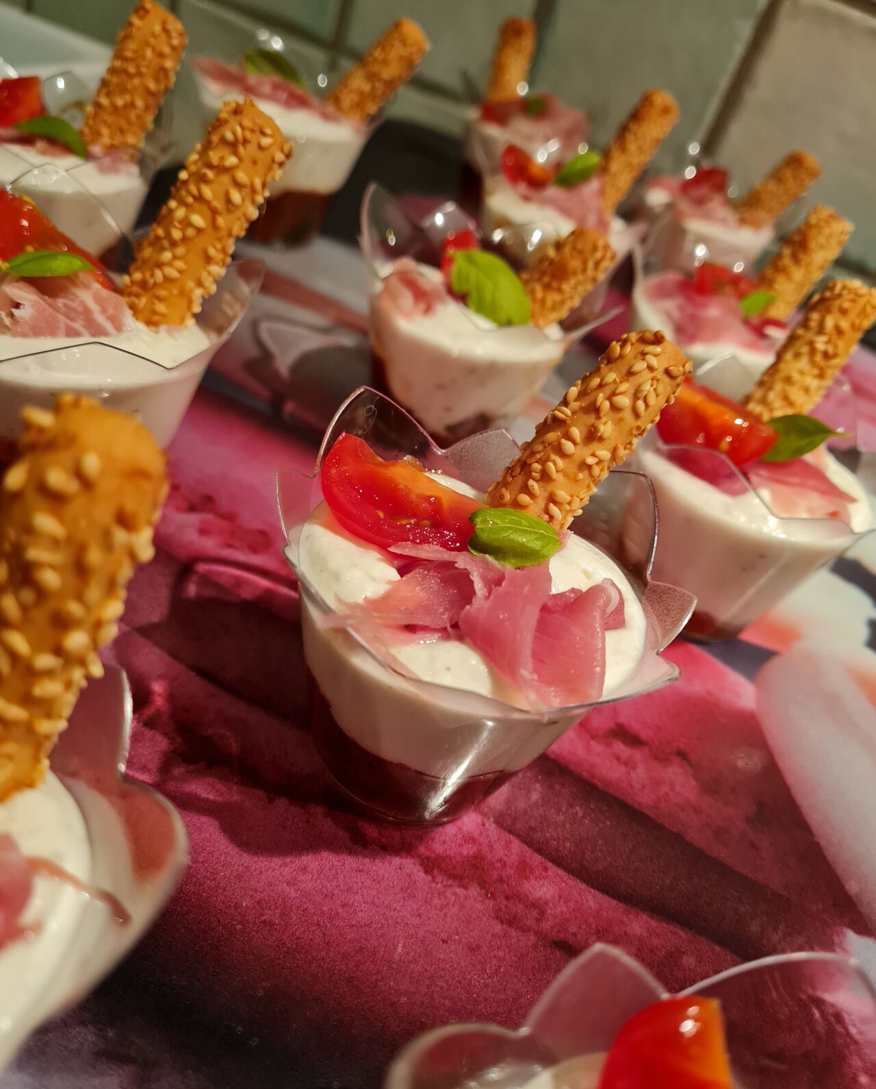 Verrine compotée de tomates et mousse de fromage frais 