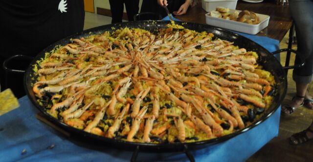Paella maison a partir de 25 personnes ,cuisinée chez vous ou sur le lieu de votre choix