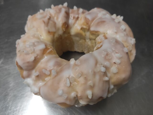 Brioche glaçage fleur d'oranger 5 €