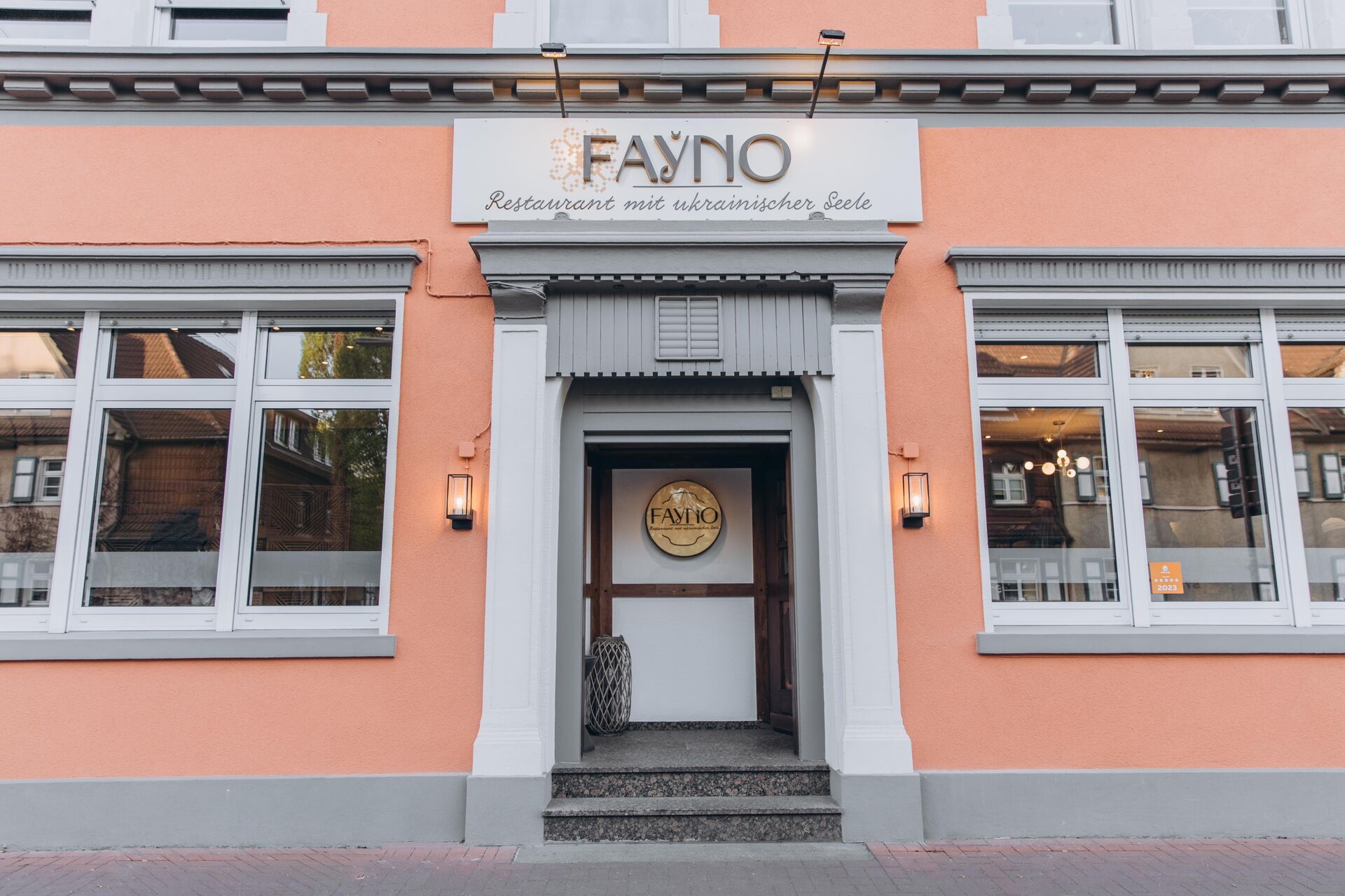 Feste feiern bei Fayno – Ukrainische Herzlichkeit für jeden Anlass