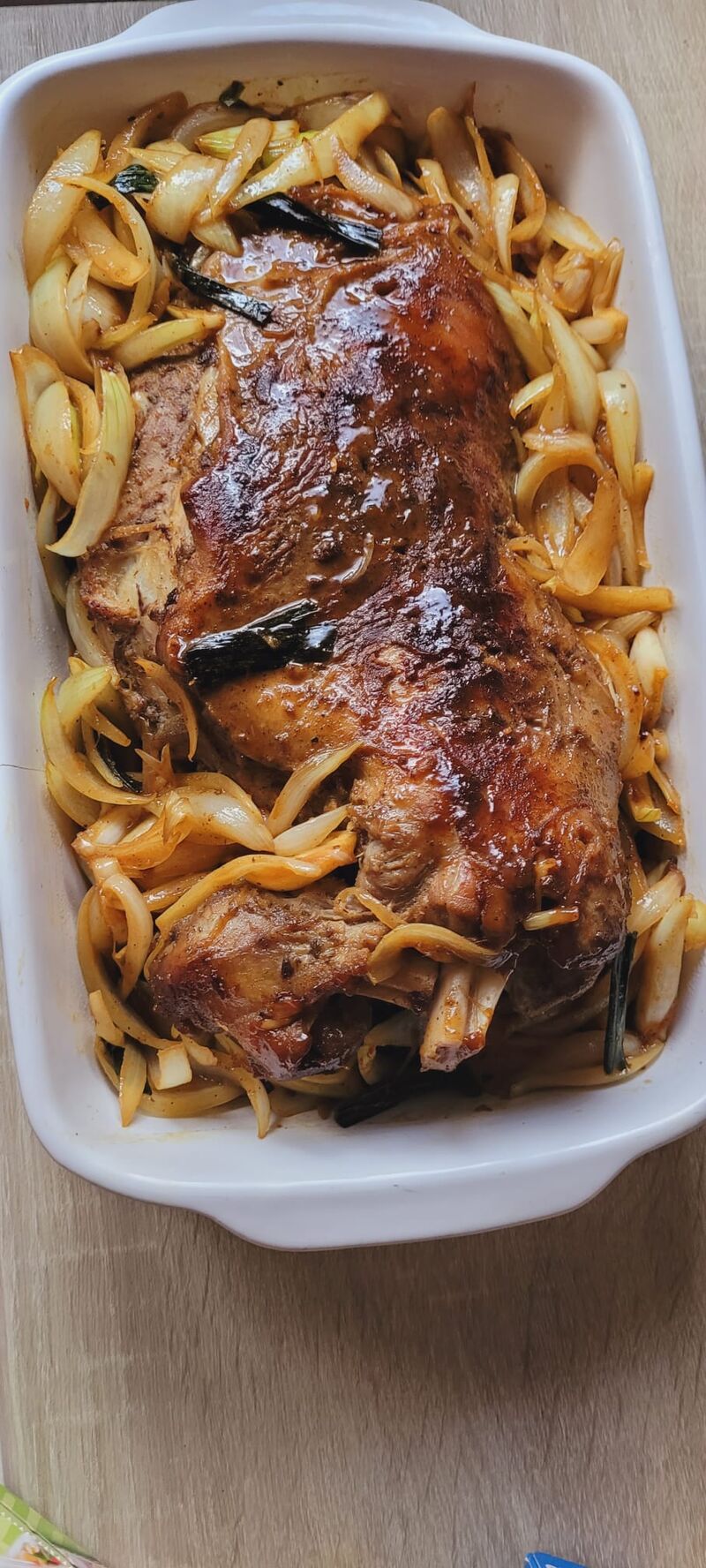 Epaule d'agneau dorée au four 