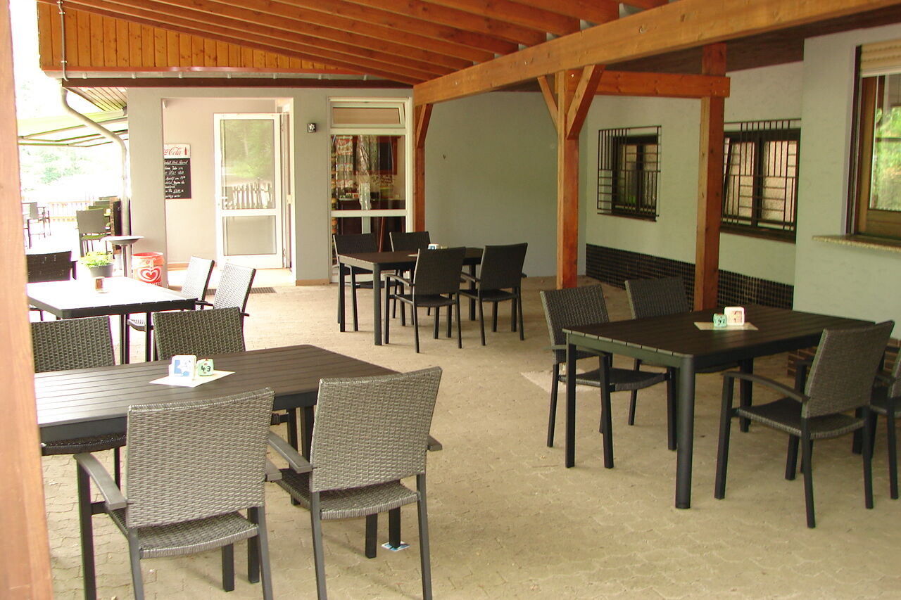 Unsere Bierstube für bis zu 22 Personen