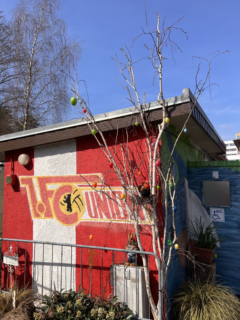 Eisernes Toilettenhäuschen 