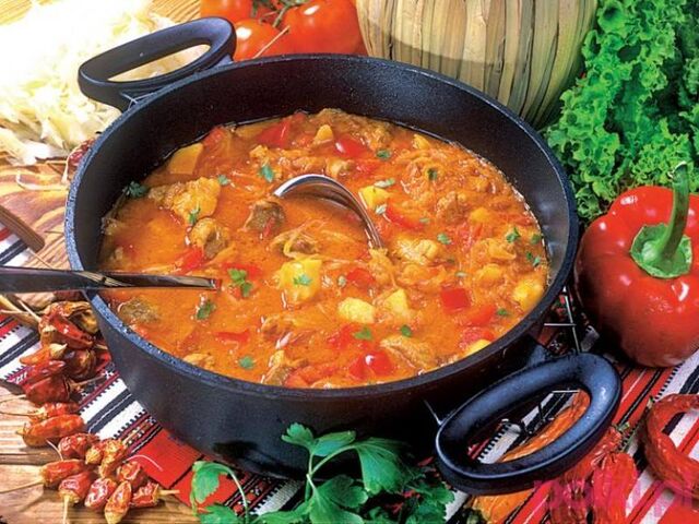 Codziennie zestaw dnia danie główne +zupa w cenie 15 zł