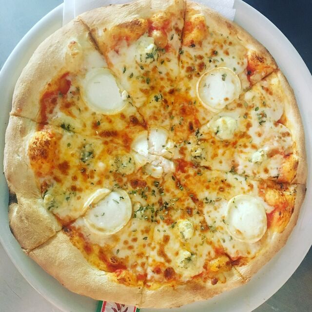 Venez déguster nos pizzas 