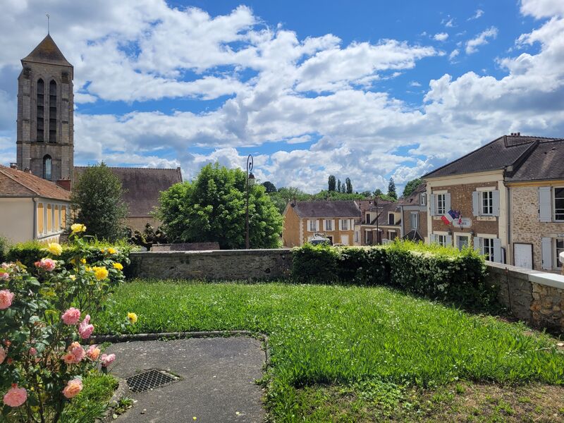 PLACE DE L'EGLISE