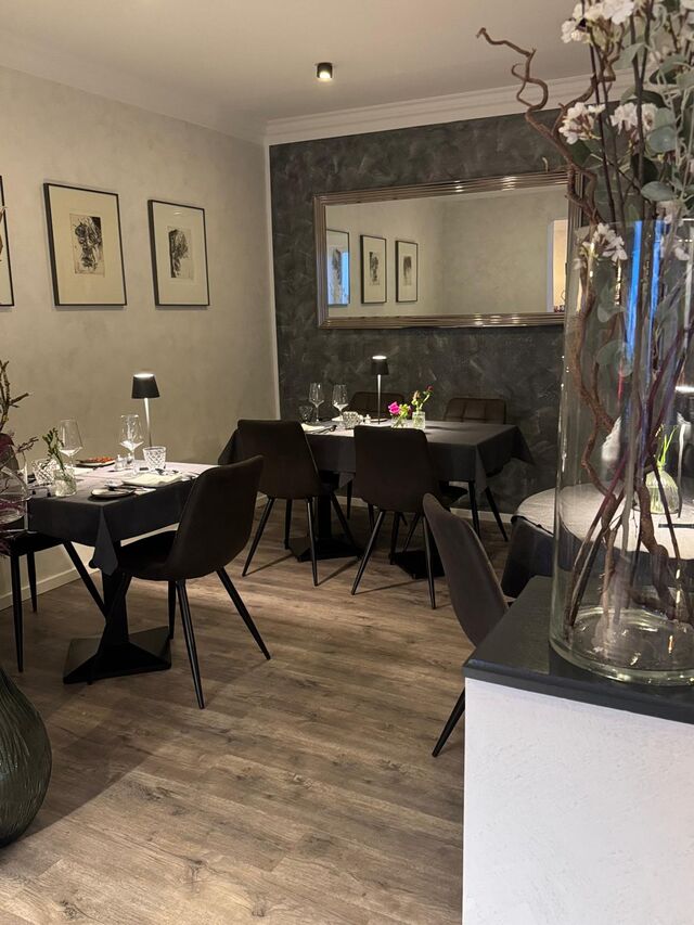 Im Esszimmer