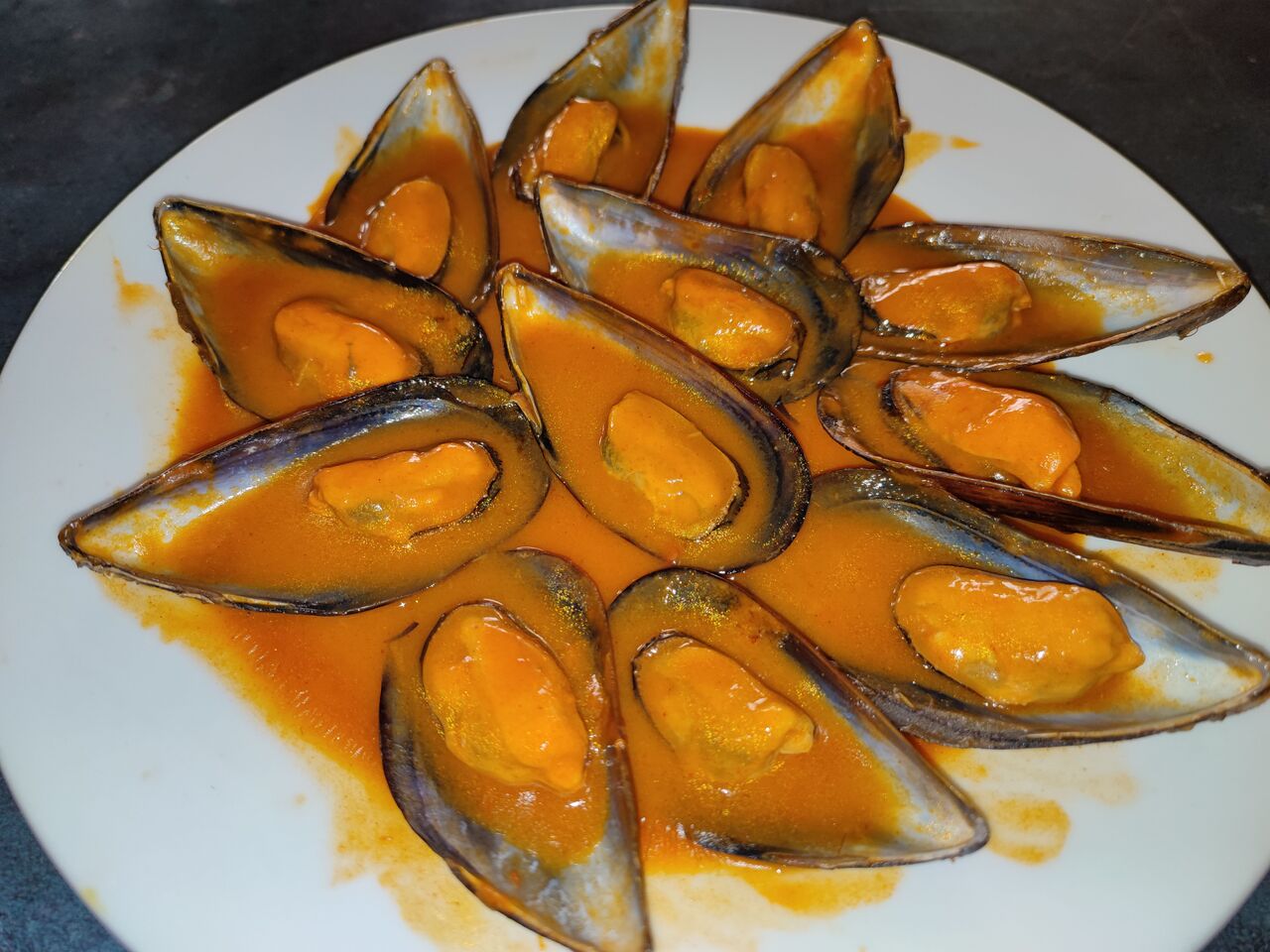 Mejillones en salsa