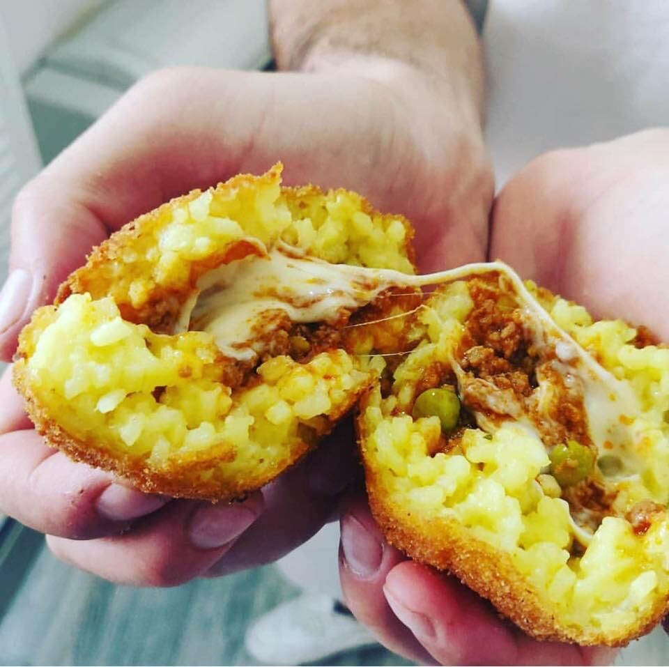 Pizzeria_il_peperoncino_arancini_pizza0010