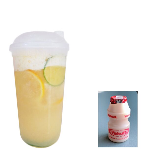 Yakult con Limone( Yakult con Pompelmo. Yakult con Frutto della Passione)
(*Misto con Yakult )