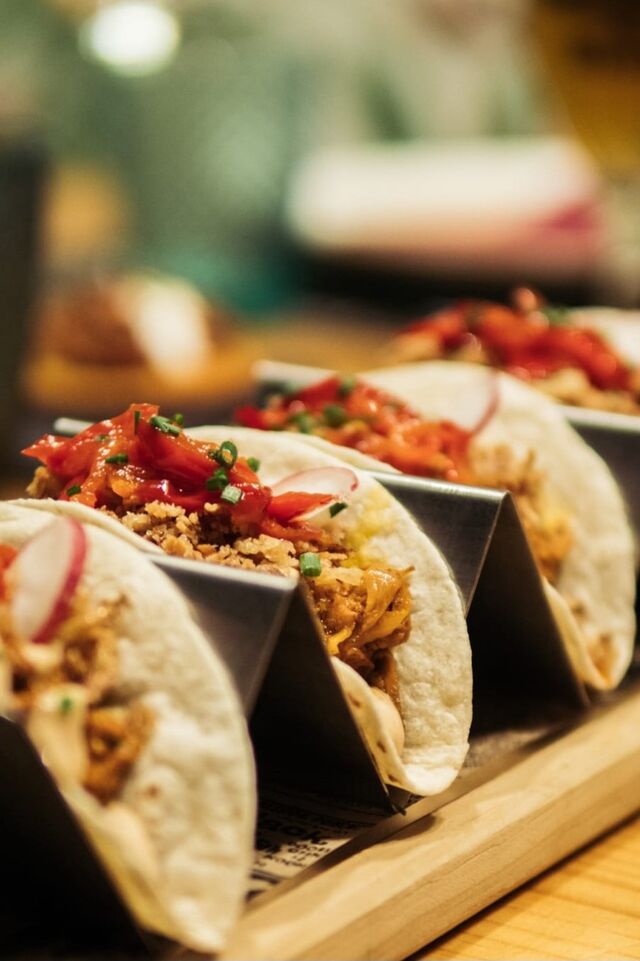 Tacos mexicanos de cochinita pibil 