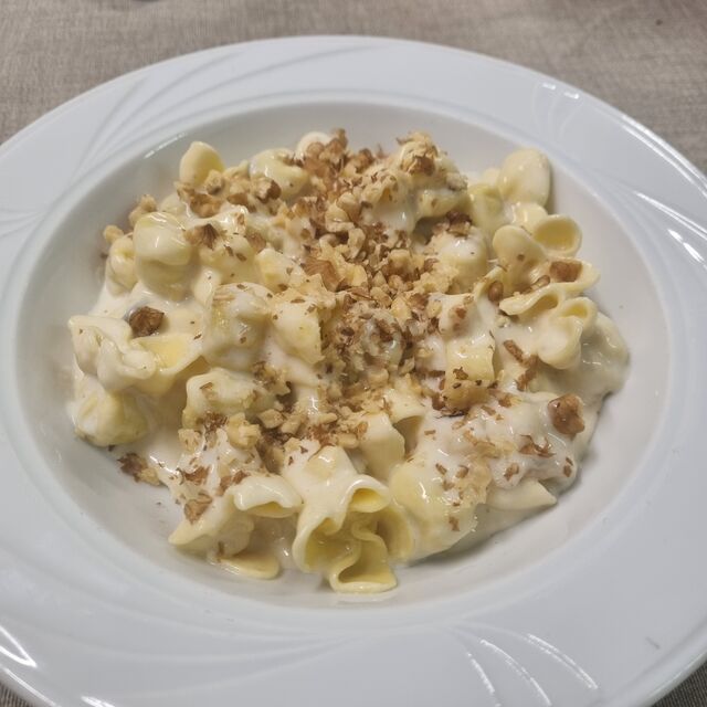 Fiocchetti Gorgonzola e Noci