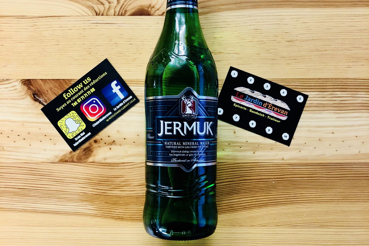 Eau pétillante JERMUK