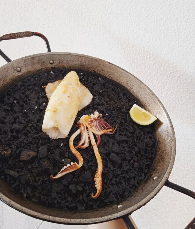 ARROZ NEGRO CON CALAMAR 