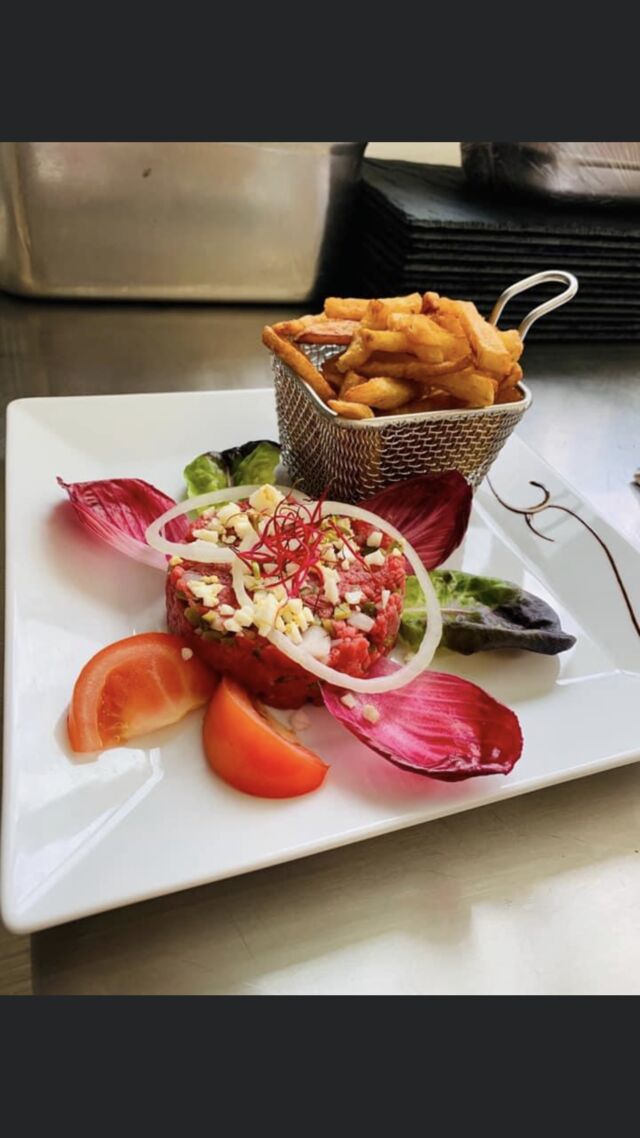Tartare de Bœuf et ses Frites Maison