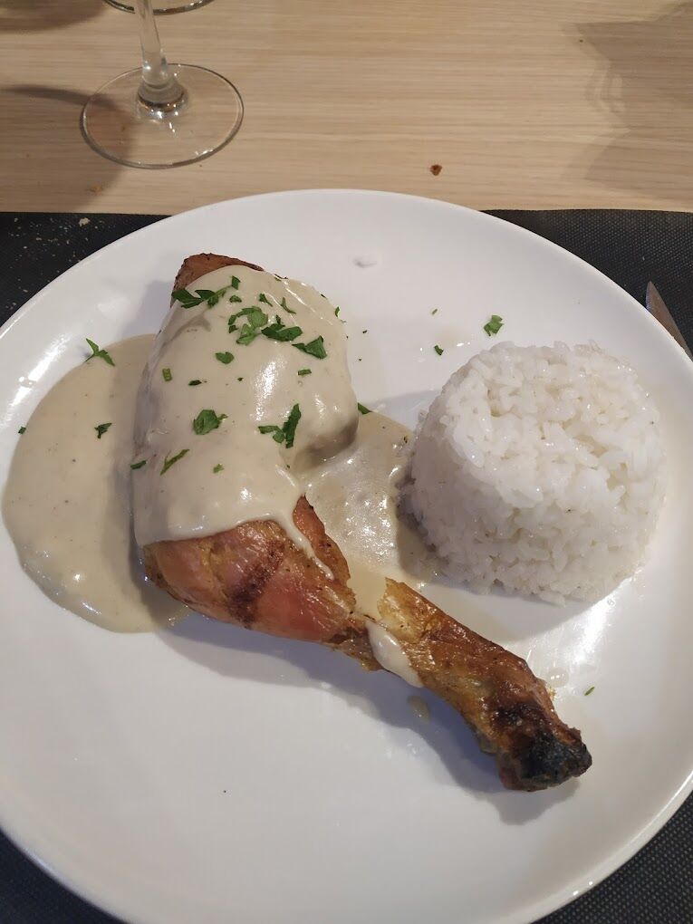 Muslo de pollo con salsa de manzana 