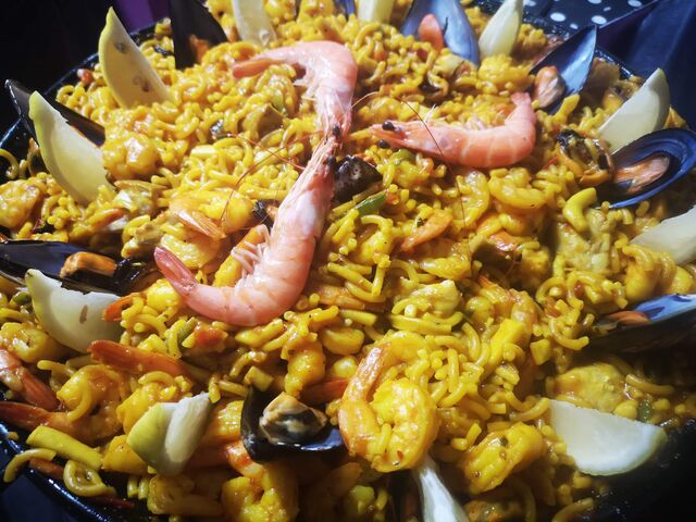 La fideua sur commande uniquement