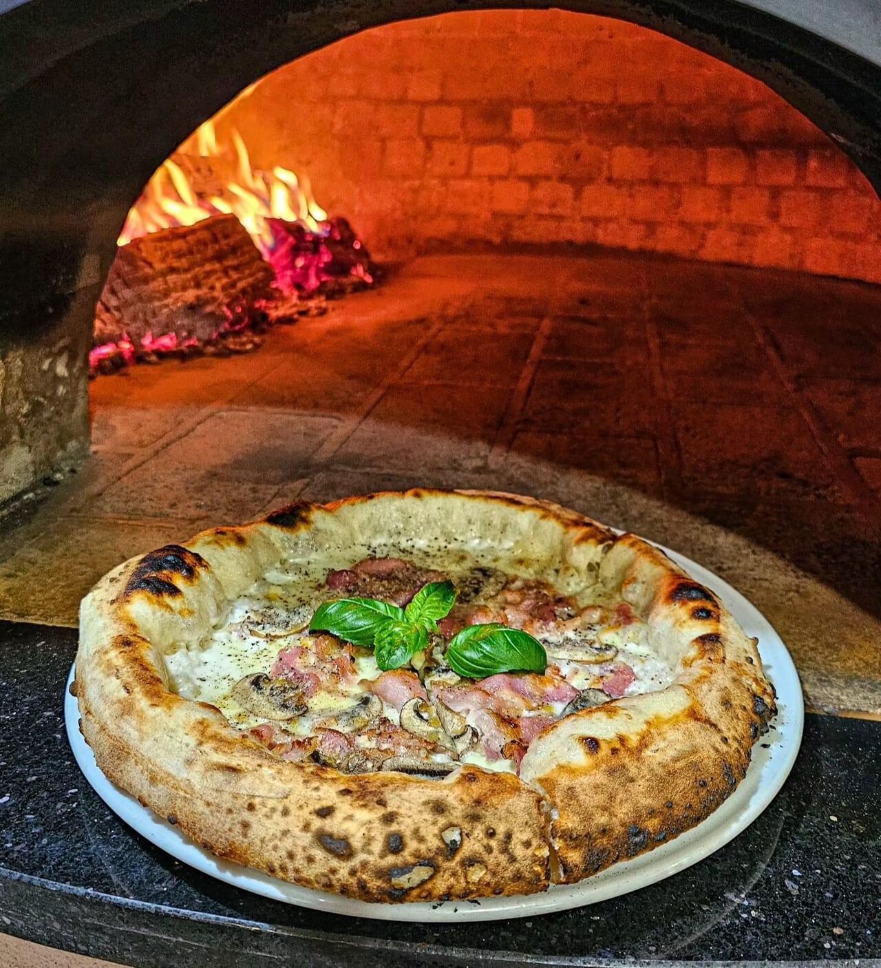 Pizza Neapolitańska... Taka jak lubisz!!!