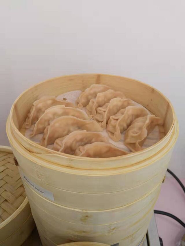 Ravioli ( Pollo/Anatra/Verdure/Gamberi/Maiale)
Dumpling (Chicken/Duck/Vegetable/Shrimp/Pork)