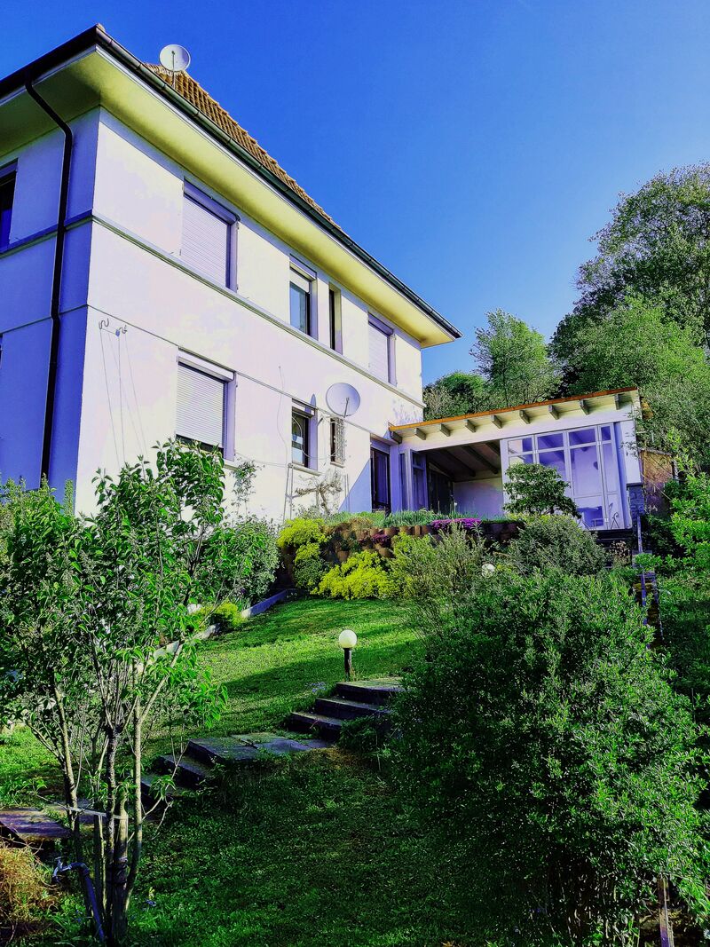 Aufgang Ostseite zum Kamin Pavillon