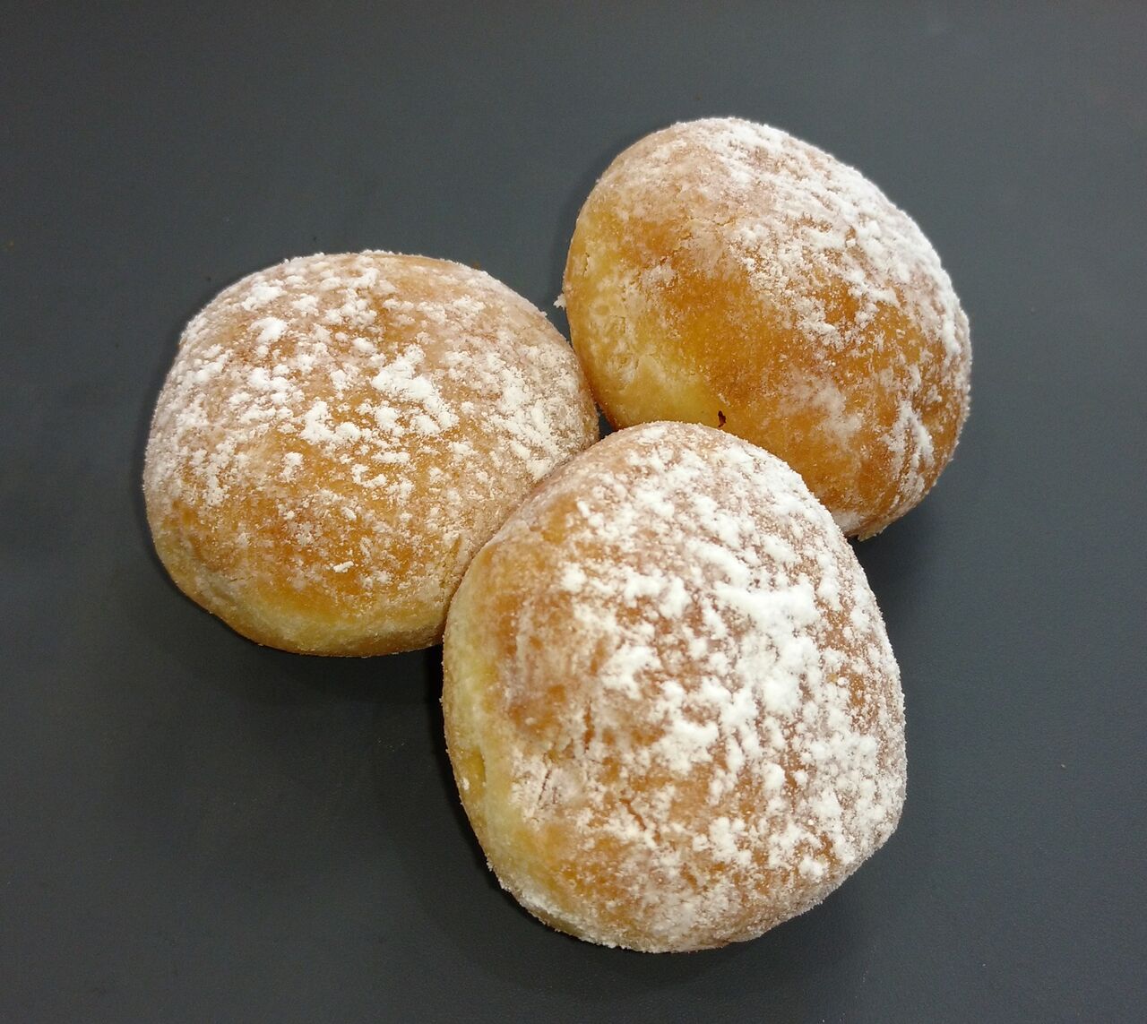 Les minis beignets - chocolat, pomme ou nature -