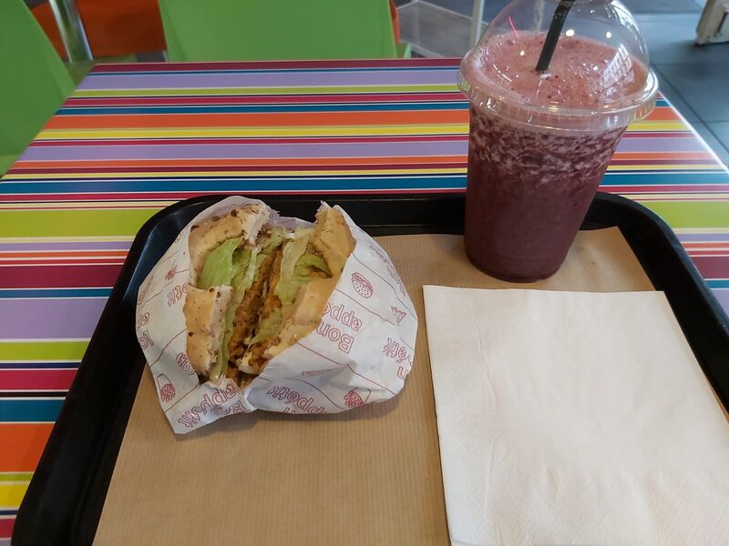 bagels Verdura pain oignons et smoothies blue