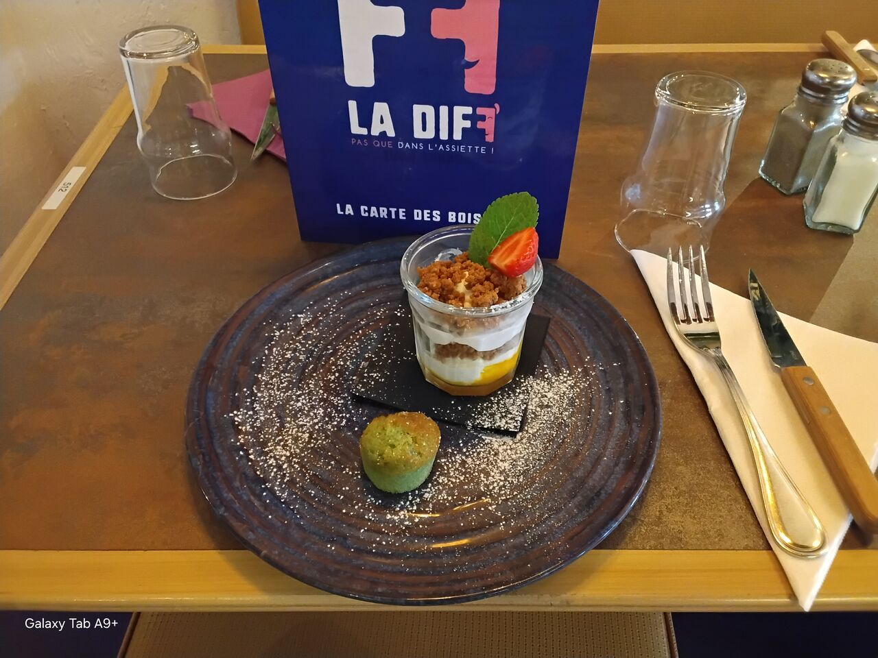 Verrine de Cheesecake a la Vanille, Biscuit Spéculos et Purée de Mangue