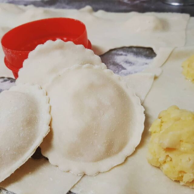 Medaglioni dal cuore di morbidi formaggi