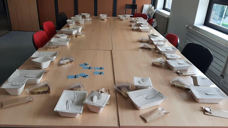 Plateaux repas pour 18 personnes