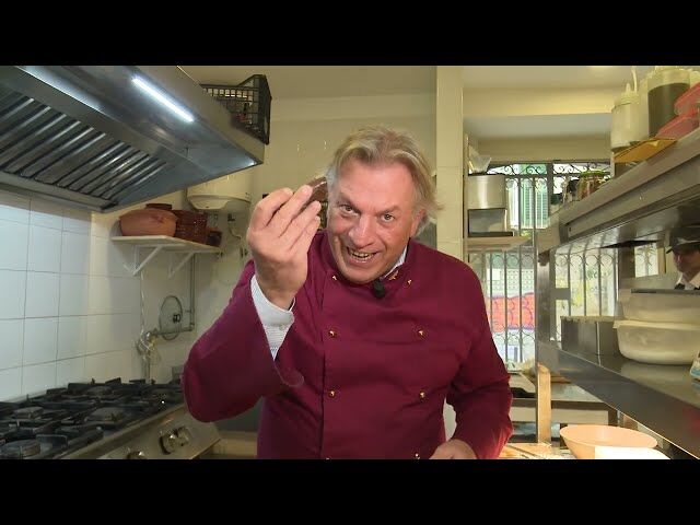 Spaghetti con vongole e bottarga