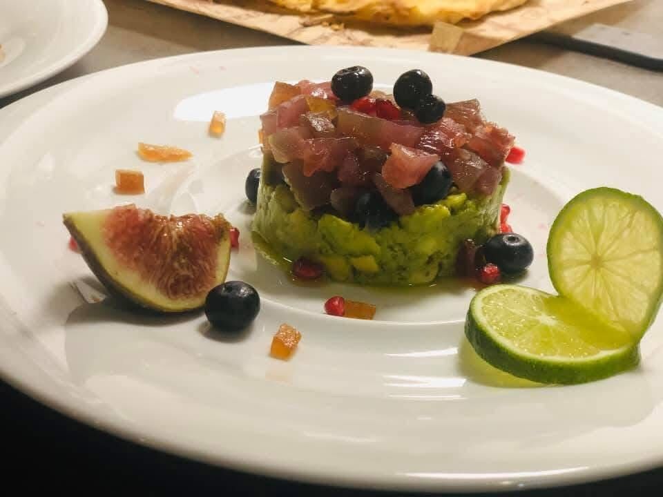 tartare di manzo avocado lime