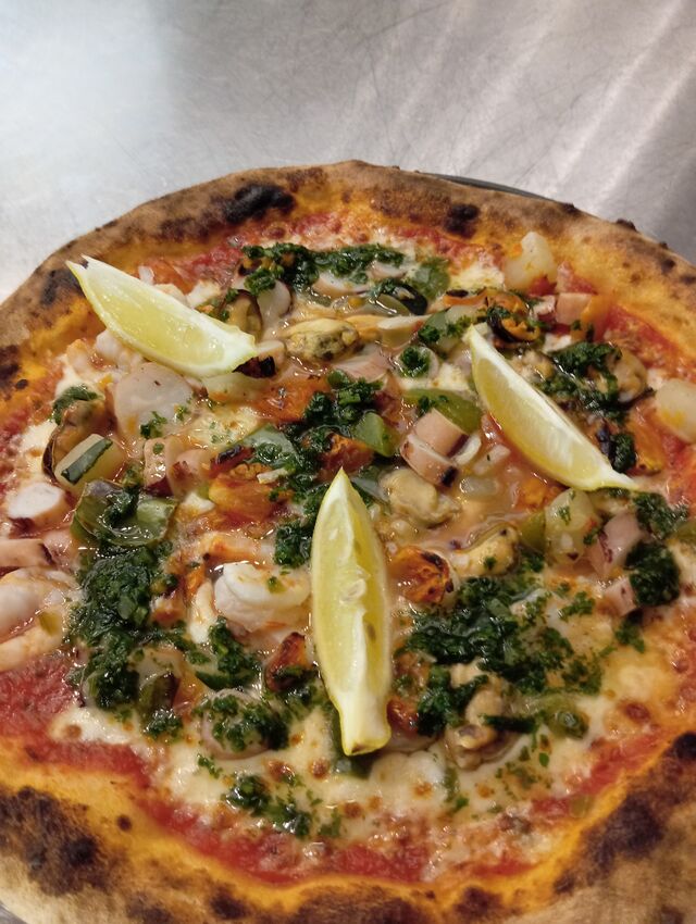 PIZZA FRUTTI DEL MARE