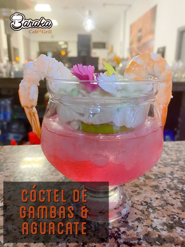 Cóctel de gambas con aguacate, plato especial fuera de nuestra carta.