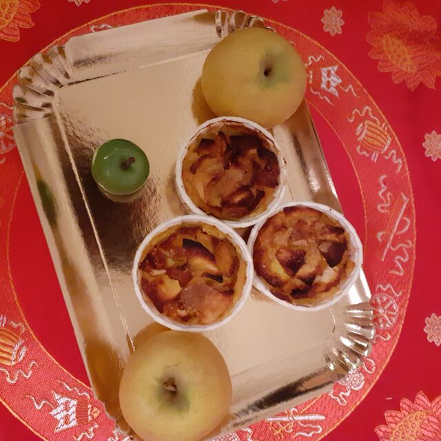 Petits clafoutis pommes sans gluten ni lactose. Humm!