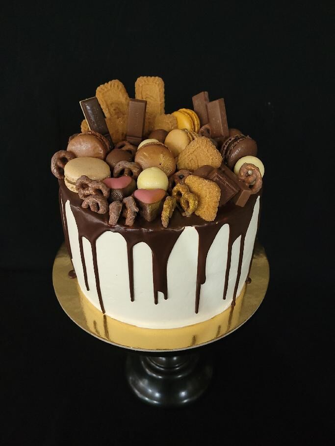 Vanilkový dort s lesnim ovocem