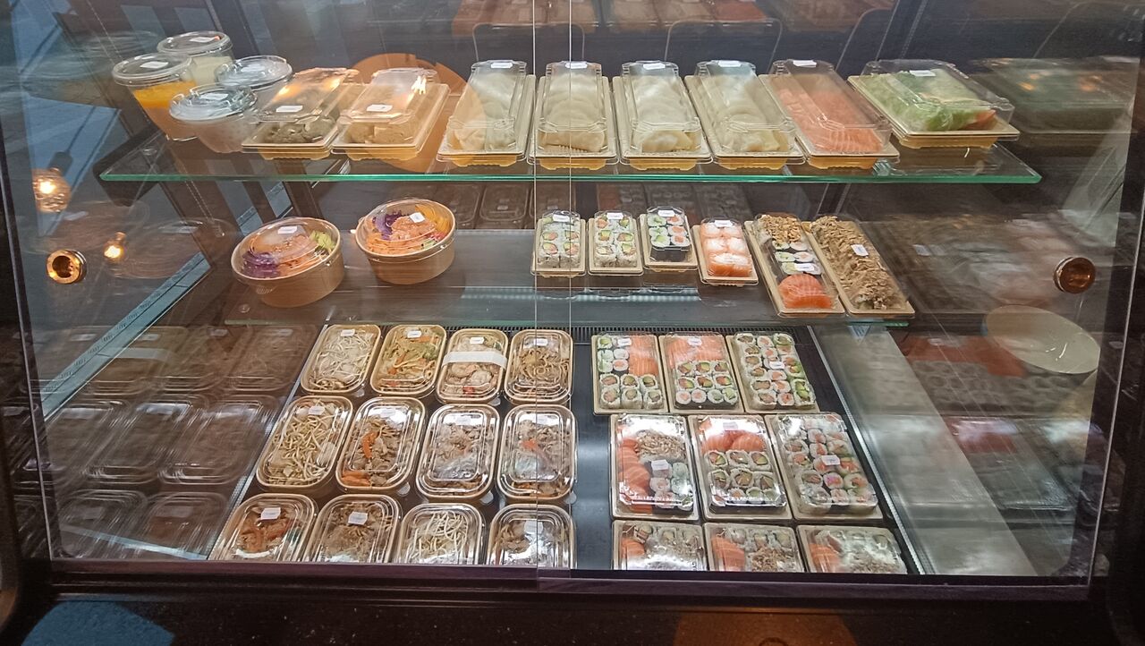 Dee Dee thai sushi decembre 2024