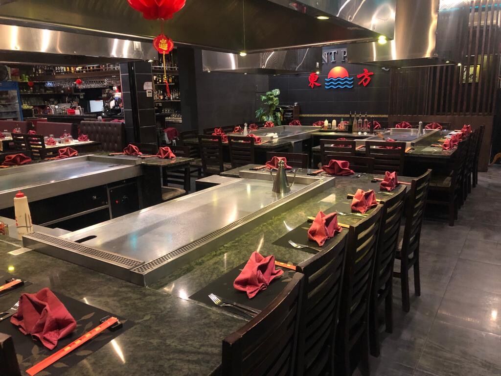 TEPPANYAKI TABLE