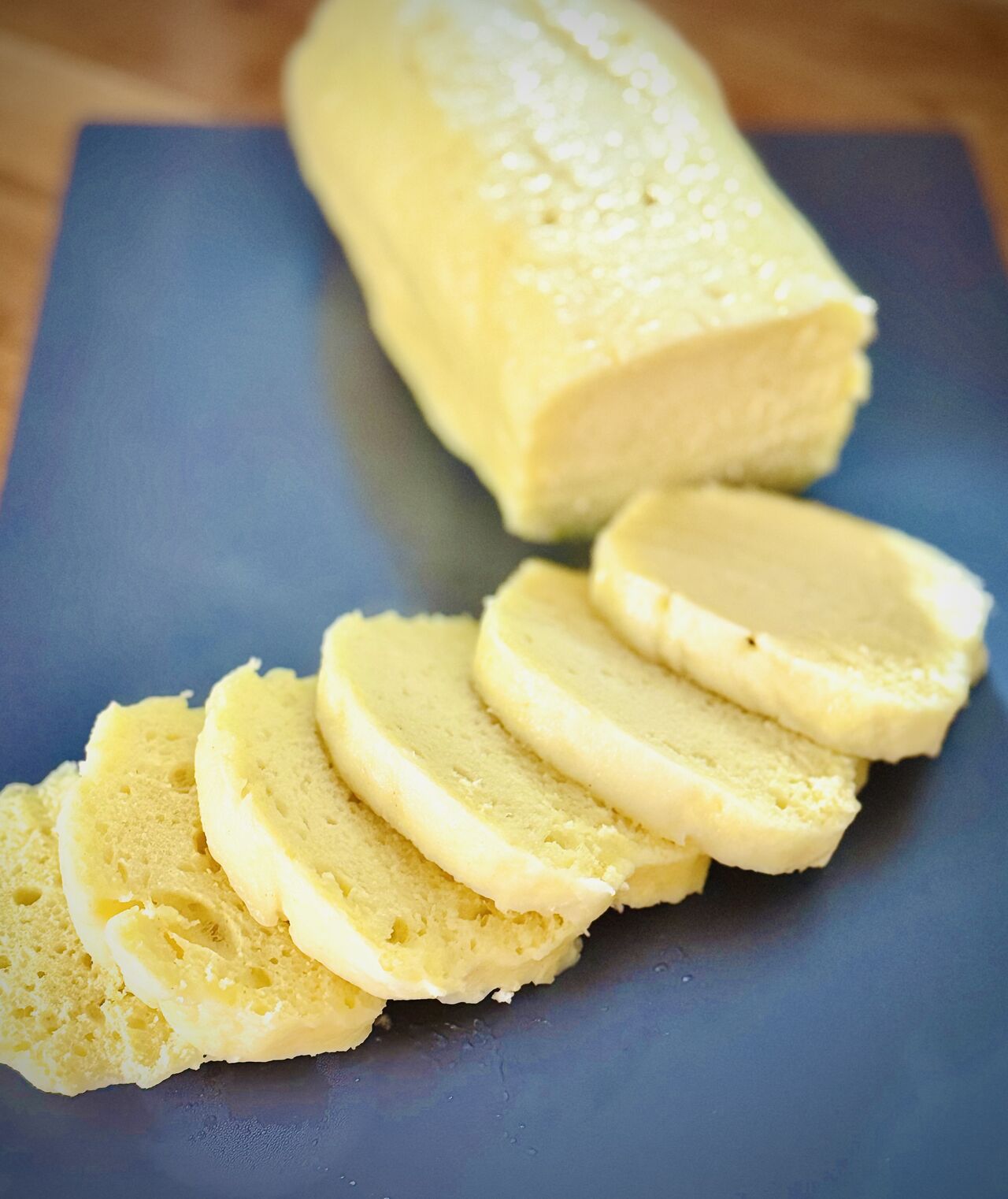 Kynutý knedlík / 800g / 47,-Kč /600g / 42,-Kč