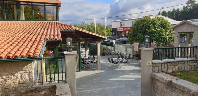 ENTRADA A TERRAZA POR EL PARKING