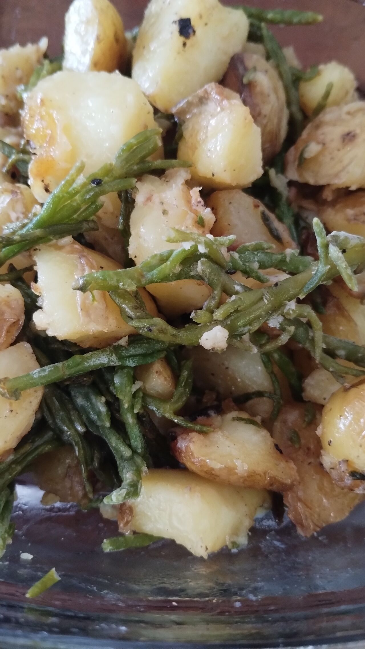 pommes de terre grillées à la salicorne