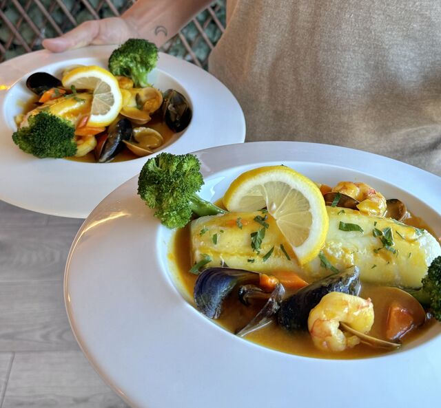 Bacalao en salsa de marisco 