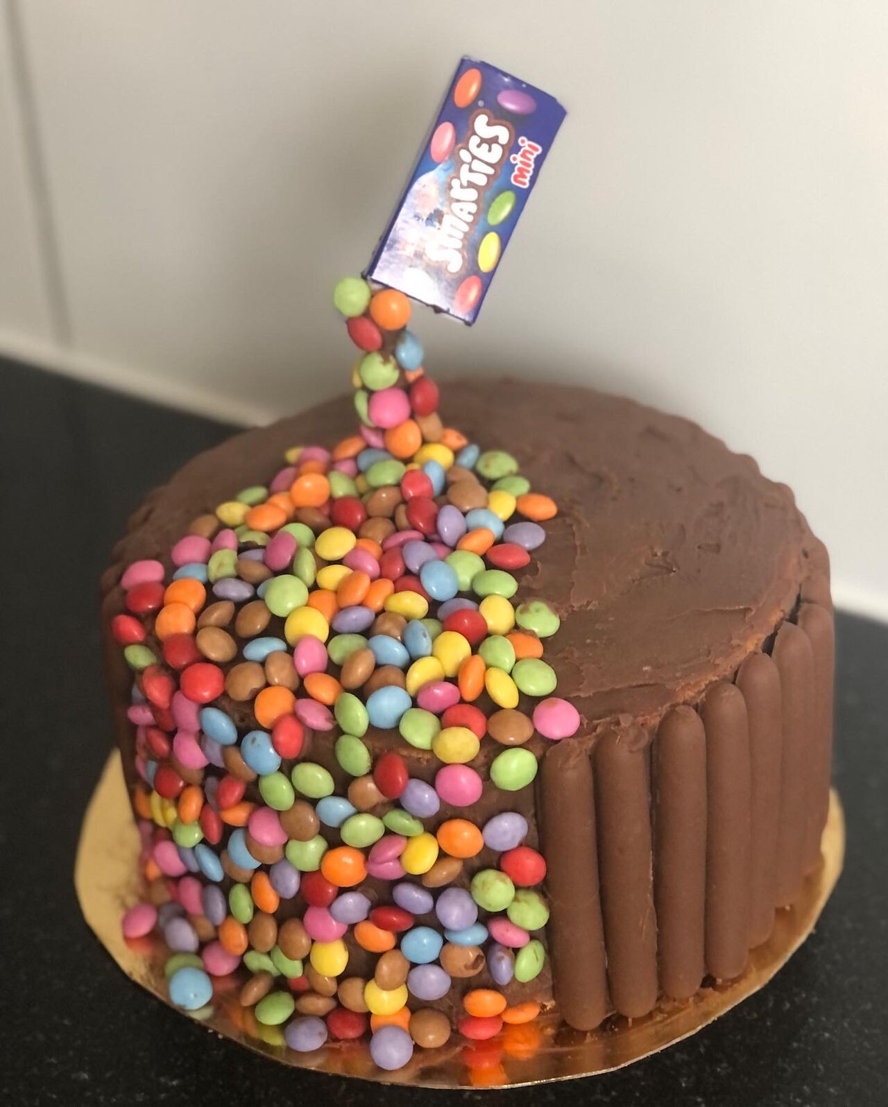 Gravitycake smarties 