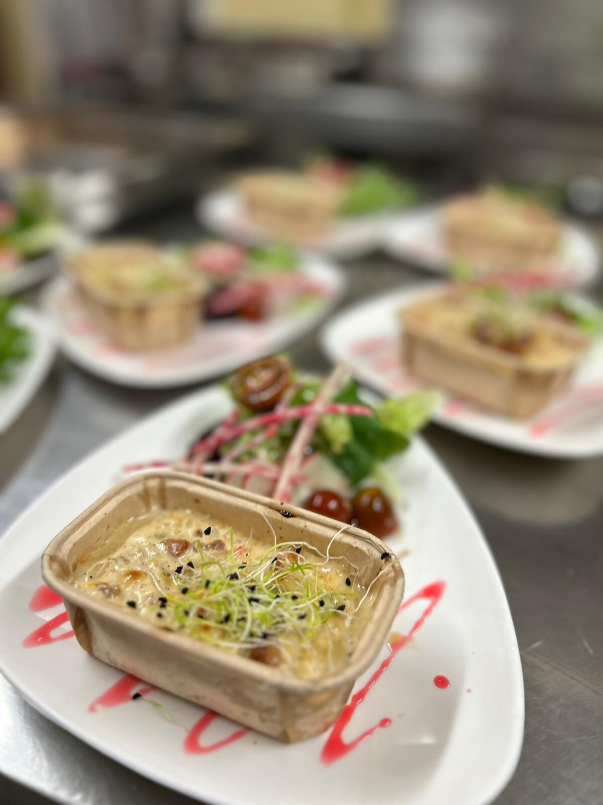 ENTREE DU JOUR (cassolette de ravioles)