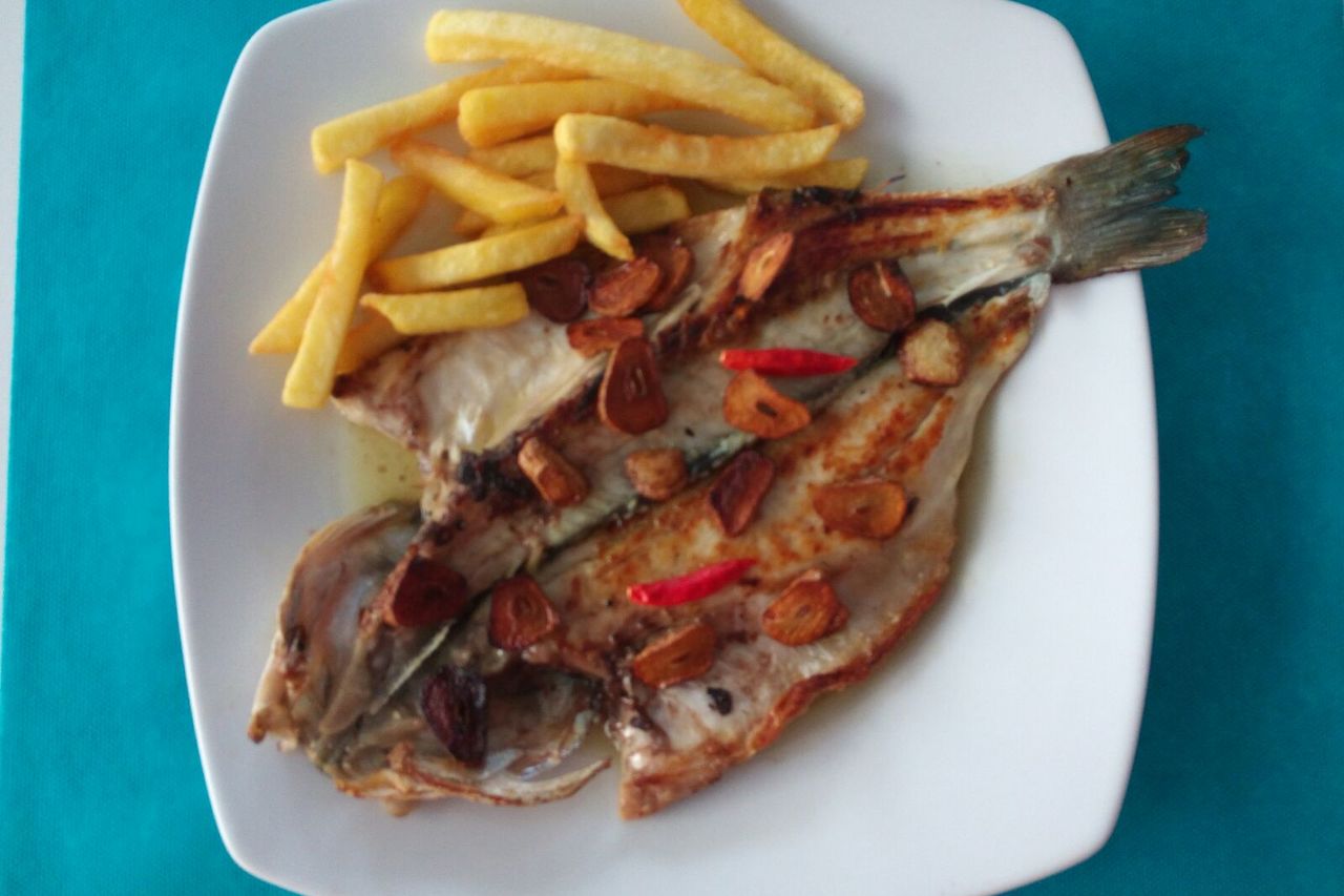 Pescado plancha con guarnicion