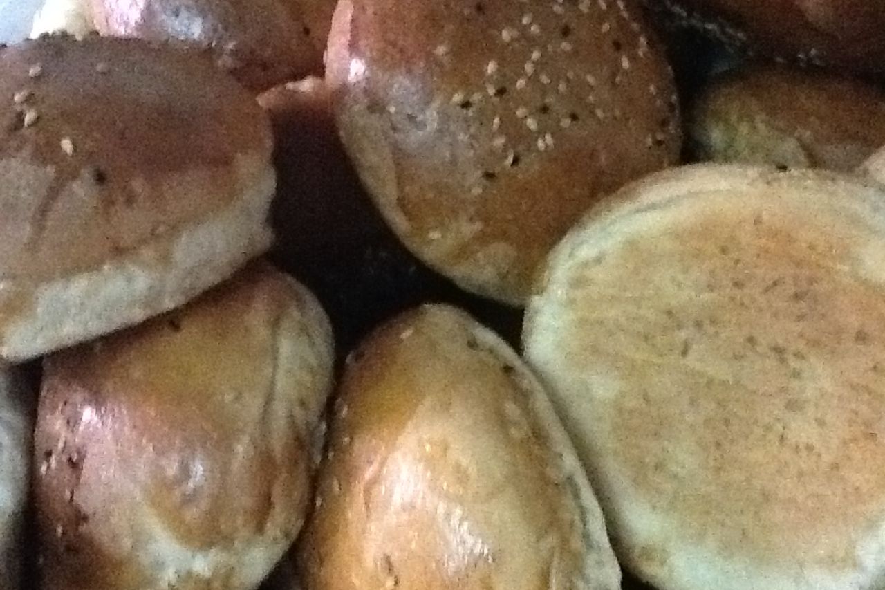 Titre Histoire 3 VENEZ DÉGUSTER NOTRE BURGER DU MOIS AINSI QUE 4 AUTRES RECETTES ORIGINALES