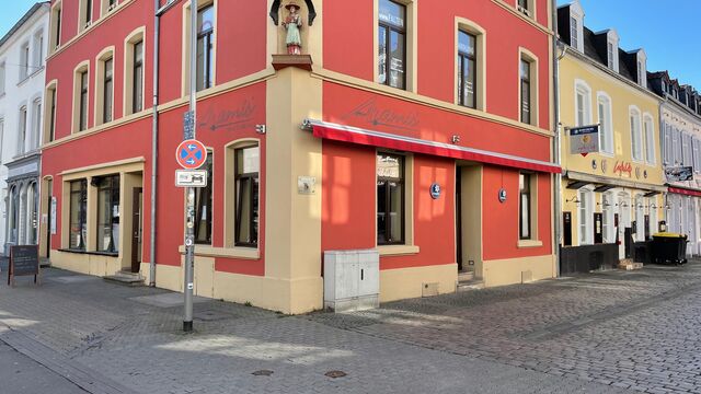 Aramis Saarlouis Fruhstuck Cafe Bar