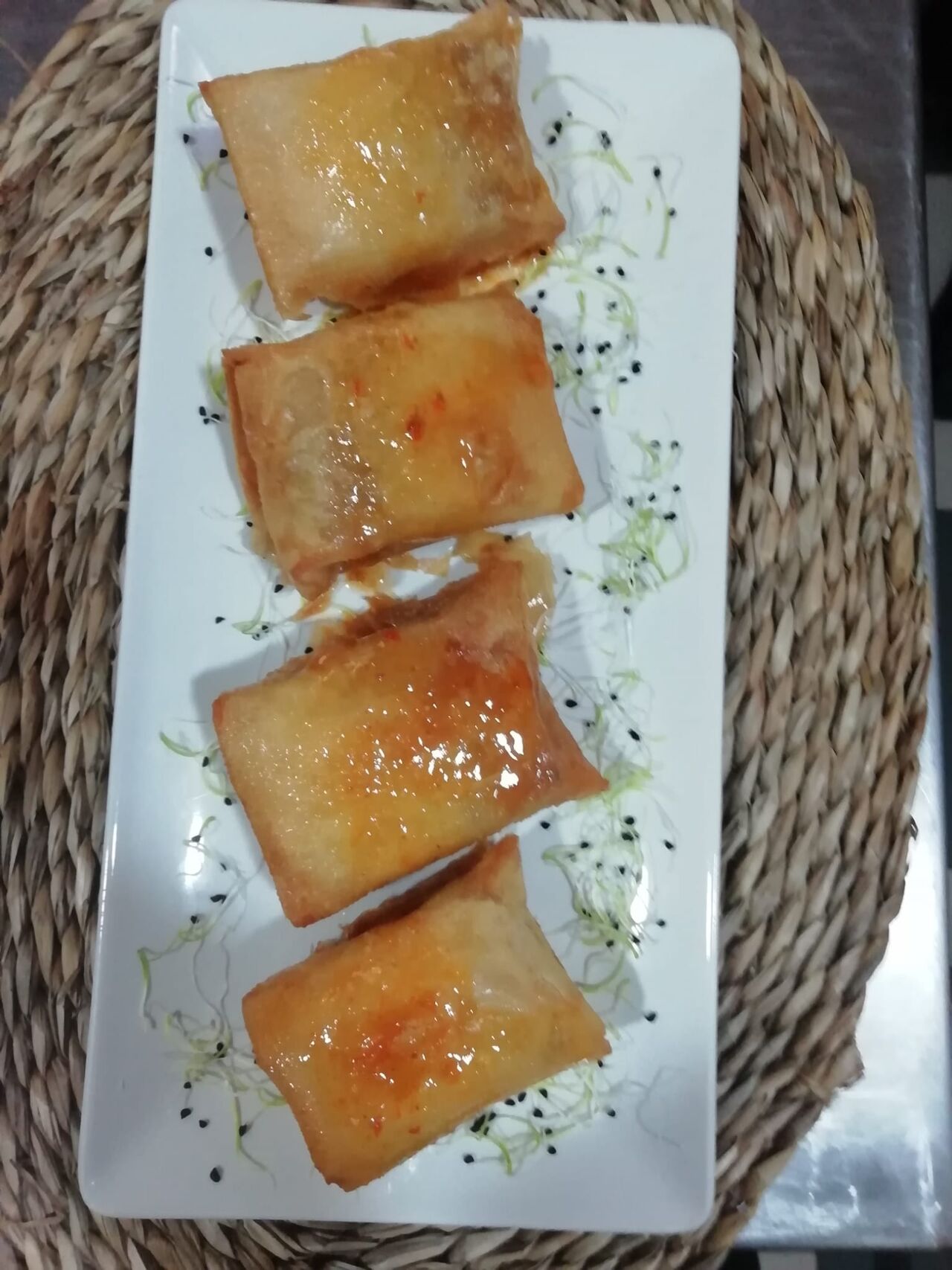 Crujientes de manitas de cerdo