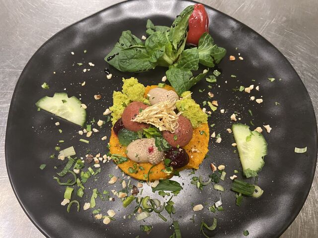 Am 25.12. und 26.12.
haben wir von 11.30 Uhr bis 14.30 Uhr
Und von 16.00 Uhr bis 20.00 Uhr für Sie geöffnet 