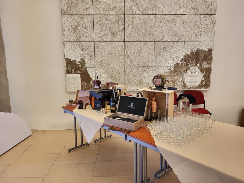 Krásné prostředí zámků a hradů je velmi dobrá příležitost si vychutnat degustaci